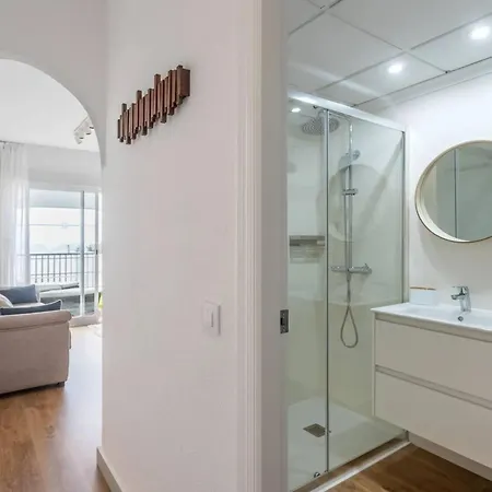 With Jacuzzi In Calp, 70 M², 4 Guests شقة كاليبي