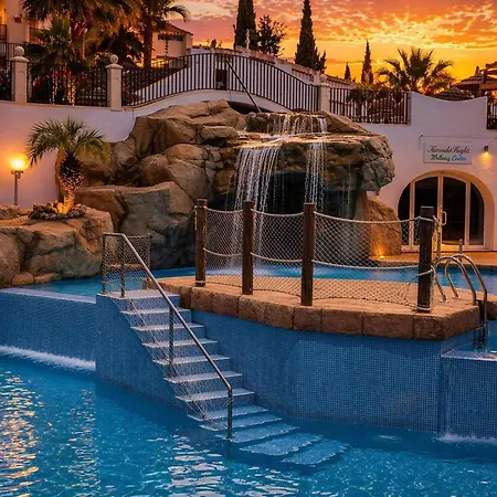 With Jacuzzi In Calp, 70 M², 4 Guests شقة