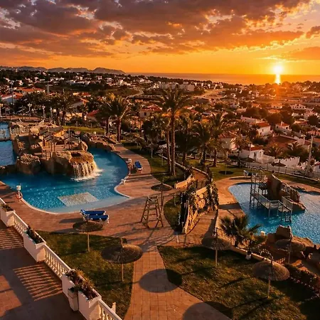 With Jacuzzi In Calp, 70 M², 4 Guests * كاليبي